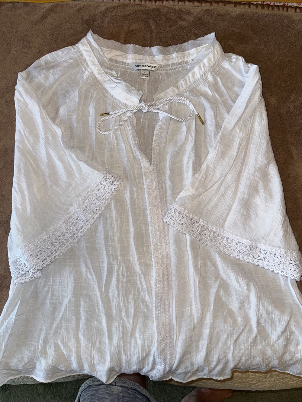 Counterparts White Airy Lightweight Beach Top Size Large Lace Trim NWOT Rayon/Po